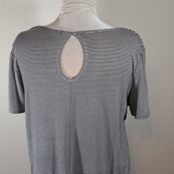 Knapp Studio NEW Top Black White Mini Stripe Beads Anchors Sailing Boating Large - Picture 5 of 12